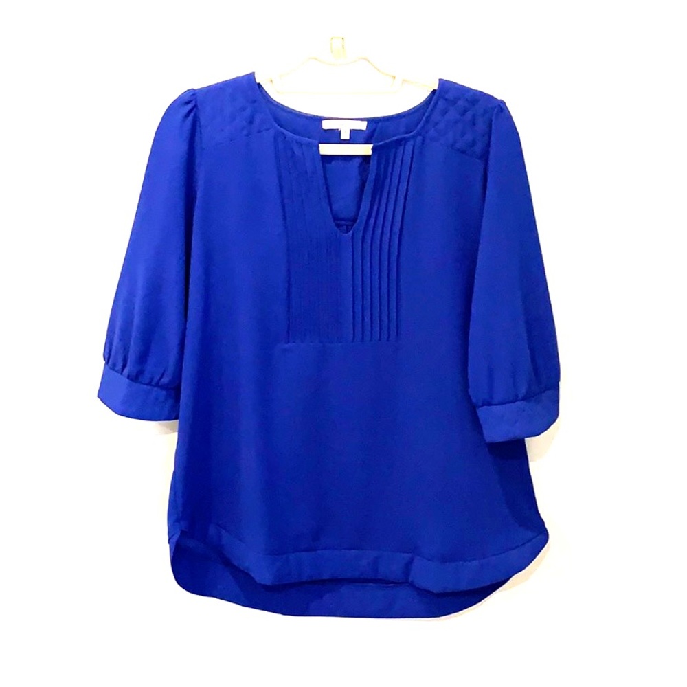 3/4 sleeve blouse with fun detailing